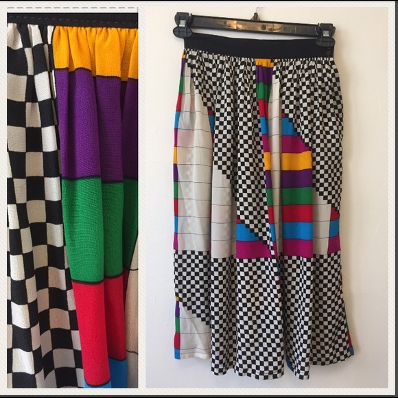 Dresses & Skirts - Vintage 80s Silk Geometric Pattern Skirt